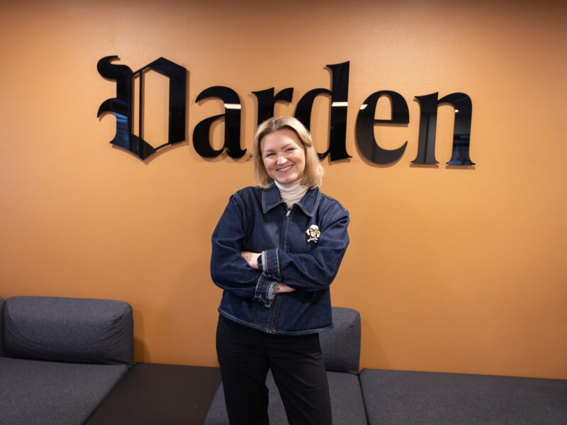 Til andre redaktører som vurderer et lignende løft, er rådet til nyhetsredaktør Lena Beathe Arneberg (Varden) tydelig: Start med strategi. Kartlegg behovene. Og involver medarbeiderne.